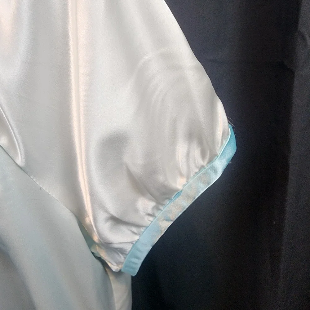 BCBG Maxazria Dress‎ Size M SILKY FEEL  Summer Loose Fitting NWT  $240.00